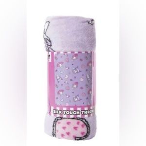 New Sanrio Hello Kitty & Friends Silk Touch 40in x 50in Throw Blanket